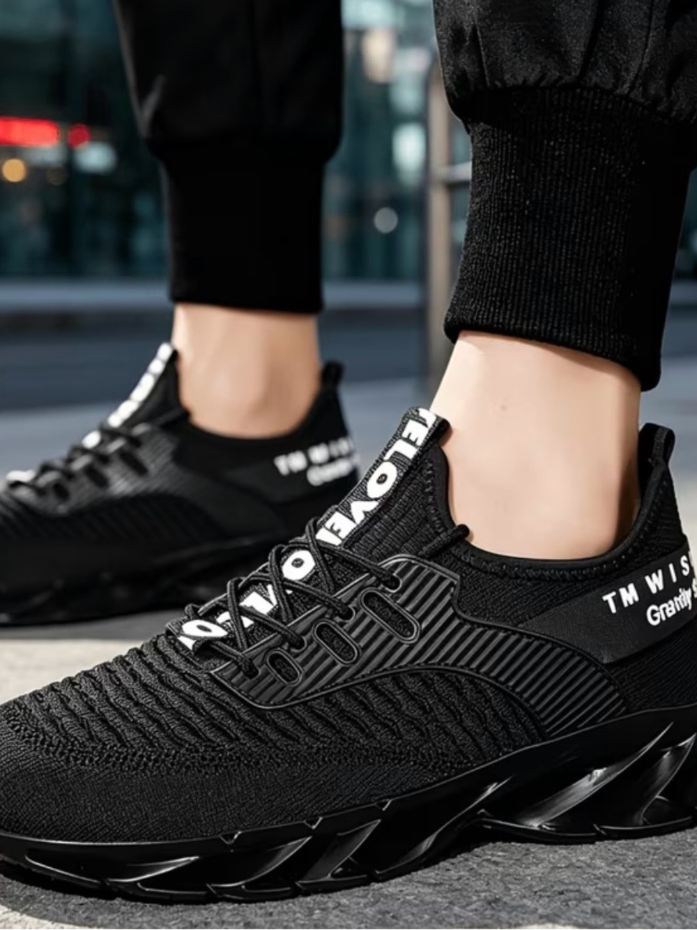 Black Knit women’s athletic shoes